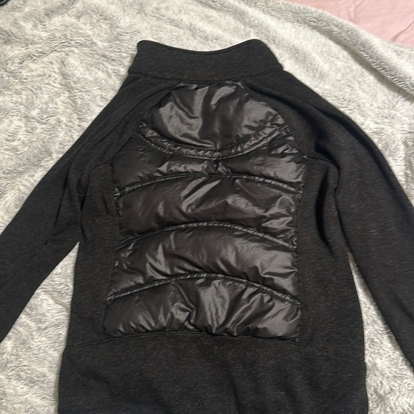 Women’s London Fog Jacket - Picture 2 of 3